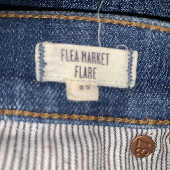 Madewell Flea Market Flare Jeans Size 29 Style C2519 - Picture 8 of 9